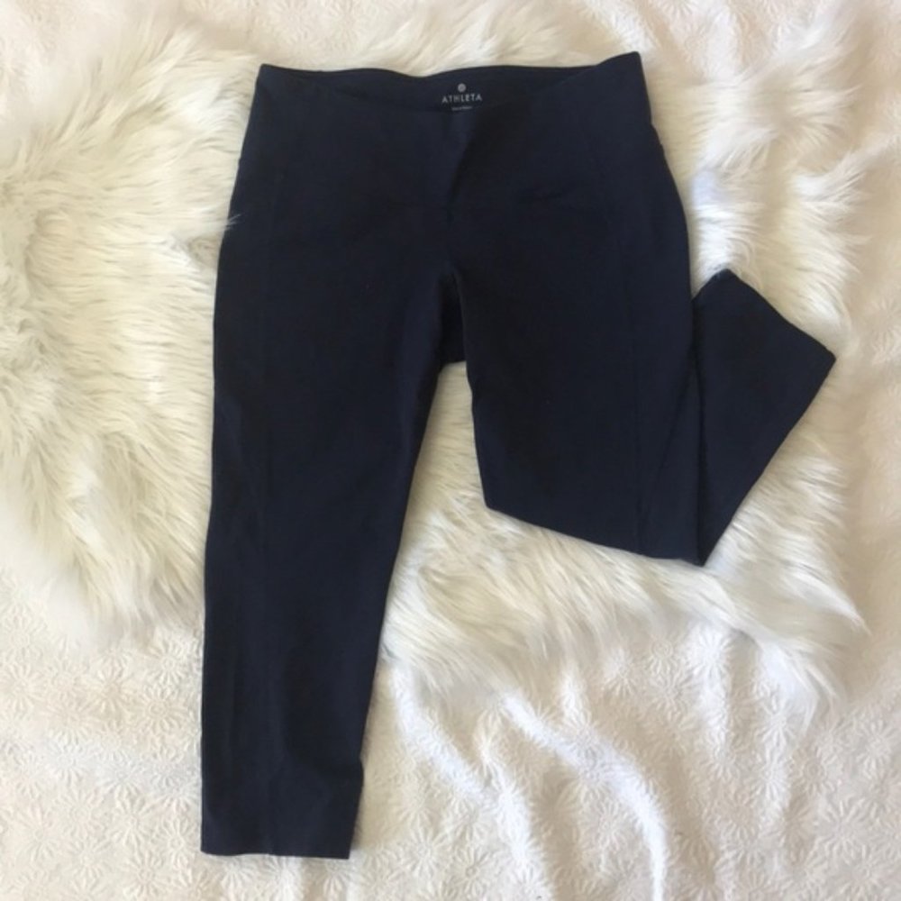 Athleta Salutation Capris, Navy
